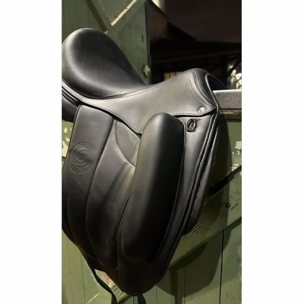 Selle de dressage Aachen*Forestier Best