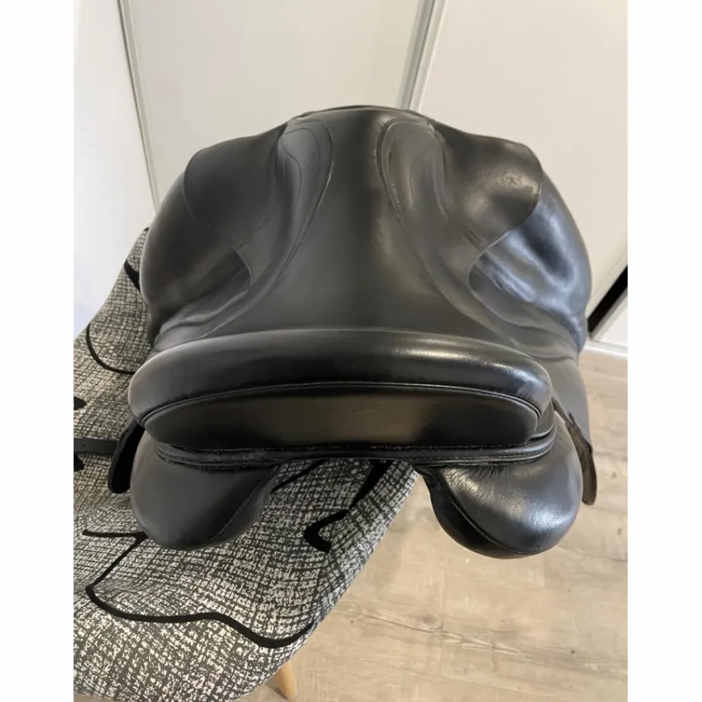 Selle de dressage 17,5’*Antares Discount