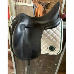 Childeric Selles De Dressage><noscript><img width=