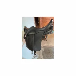 SELLE DE DRESSAGE*Childeric Discount