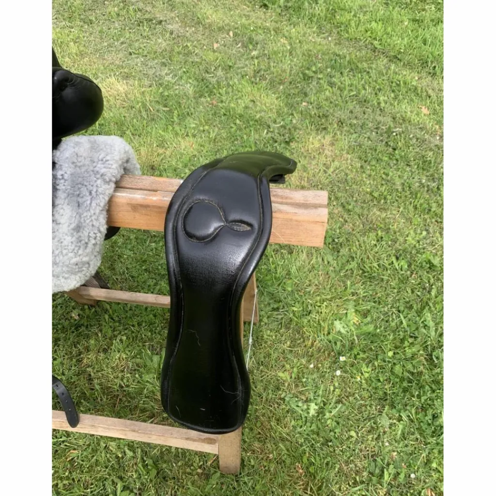 Selle de dressage*Childeric Online