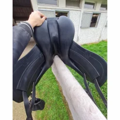 Childeric Selles De Dressage><noscript><img width=