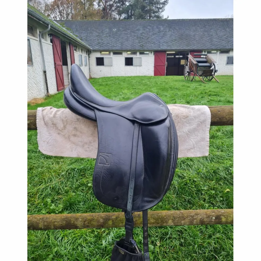 Childeric Selles De Dressage>Selle de dressage