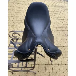 Selle de dressage*Childeric Sale