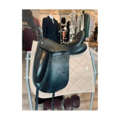 selle de dressage custom Icon coda*Custom Saddlery Clearance