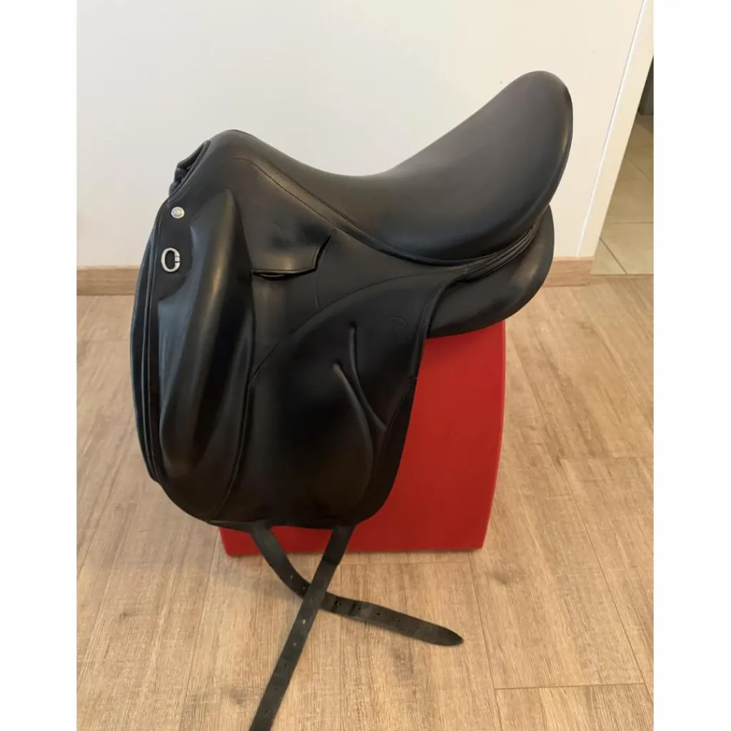 Selle de dressage makila Lab 18"*Devoucoux Discount