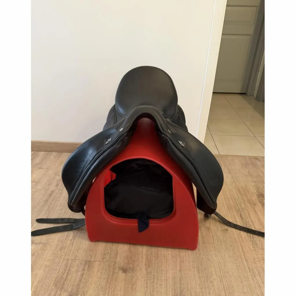 Selle de dressage makila Lab 18"*Devoucoux Discount