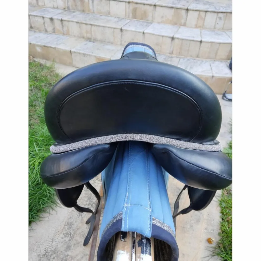 Selle de dressage noire makila lab E de 2022, avec une bande Swarovski*Devoucoux Clearance