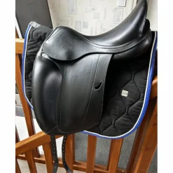 Selle de dressage Emporio*Equipe Hot