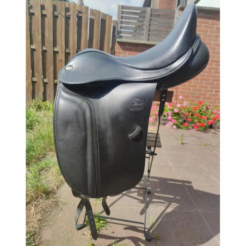 Fairfax saddles Selles De Dressage>Selle de dressage Fairfax