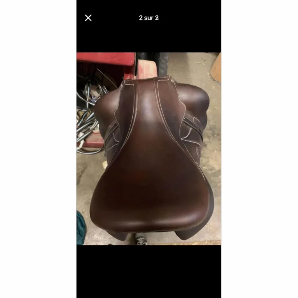 Selle de dressage*Forestier Hot