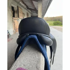 Selle de dressage 17pouces*Ikonic Clearance