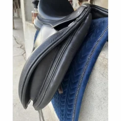 Selle de dressage 17pouces*Ikonic Clearance