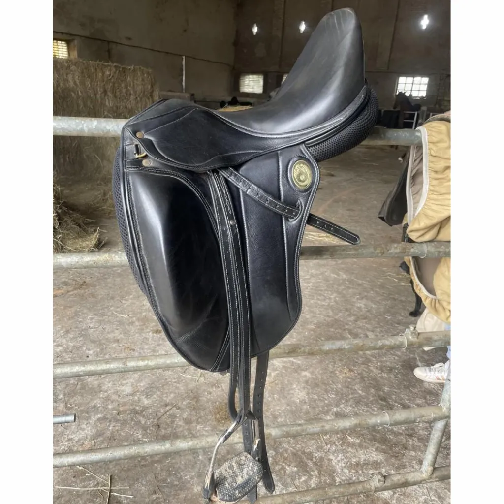 Jean-Luc Maurel Selles De Dressage>Selle de dressage JL Maurel