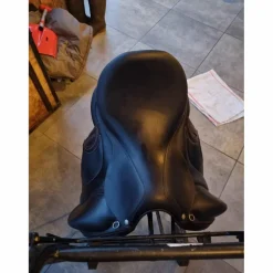selle de dressage Loreak 17