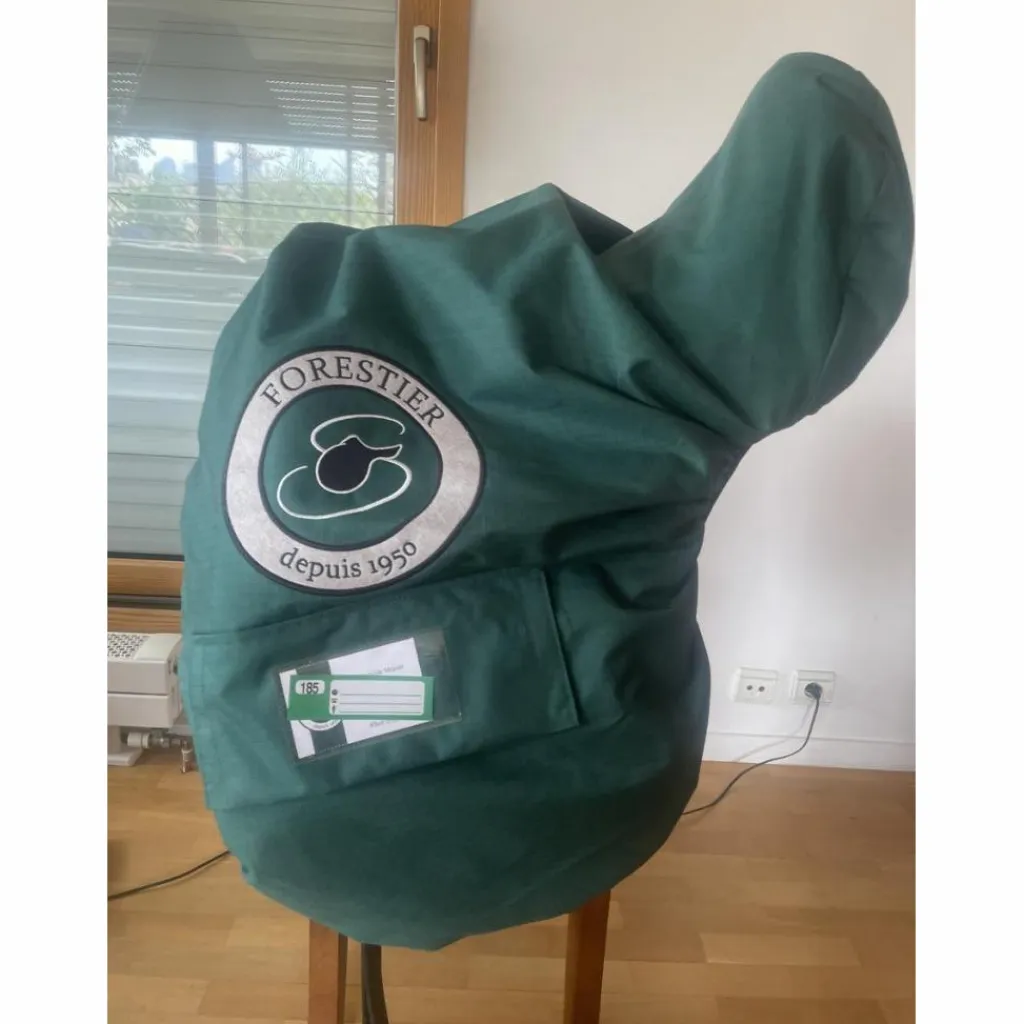 Forestier Selles De Dressage>Selle de dressage noire (Aachen)