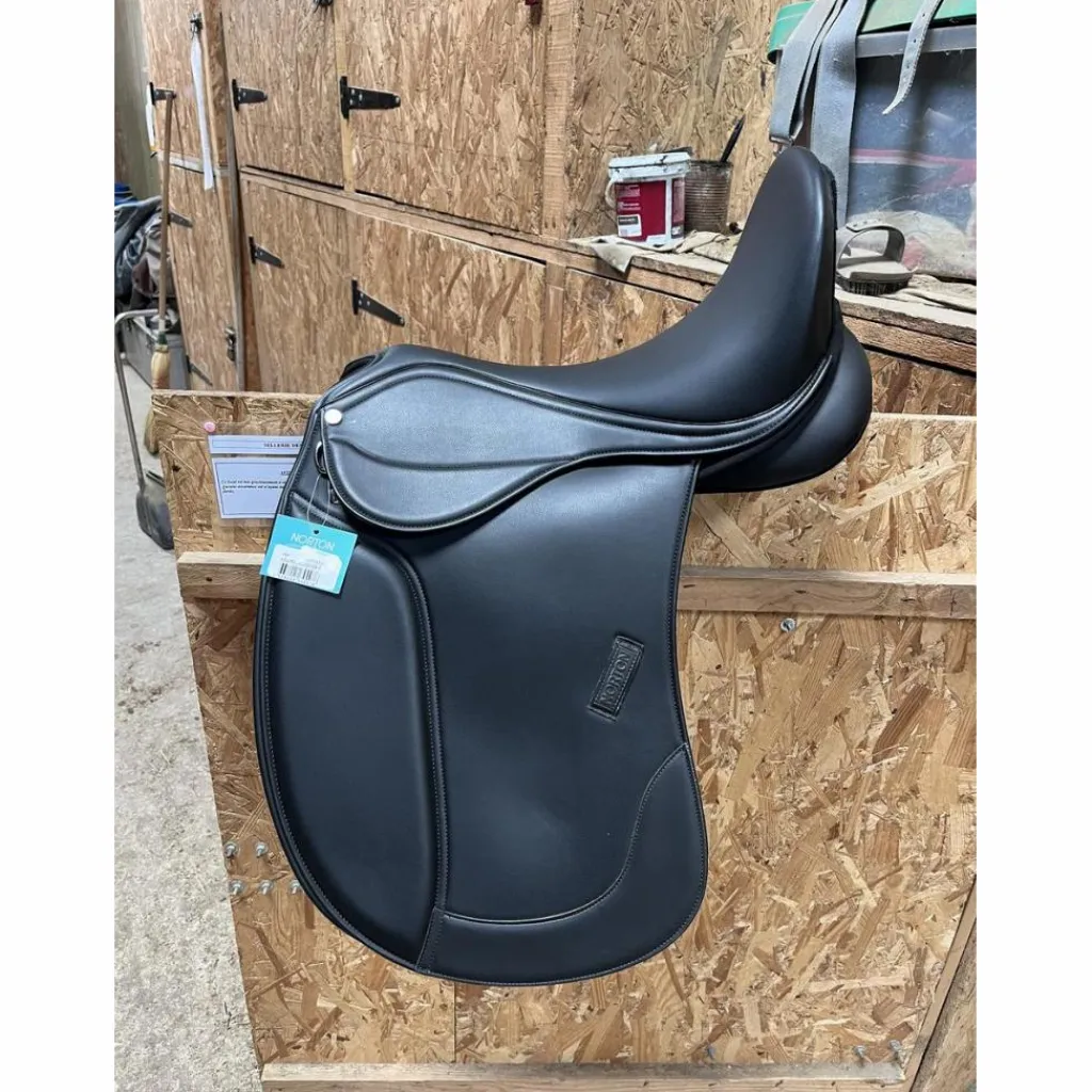 Norton Selles De Dressage>Selle de dressage