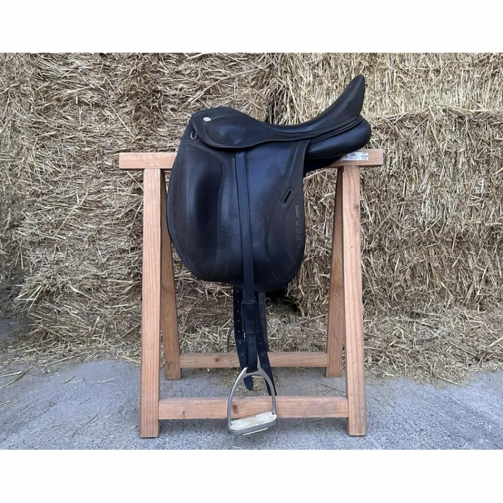 Ikonic Selles De Dressage>Selle de Dressage PRO "Doublée Buffle"