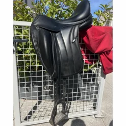 Selle de dressage Équipe Viktoria*Equipe Clearance