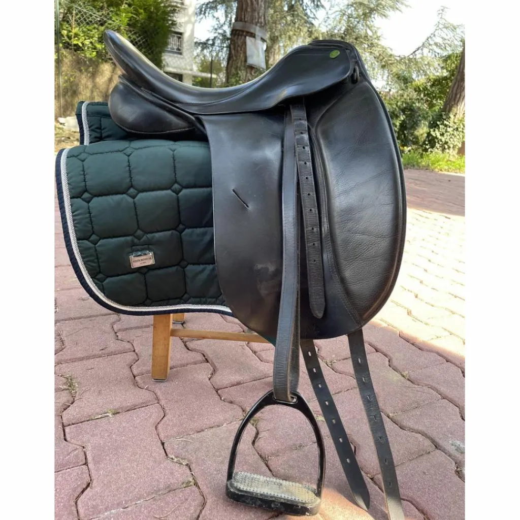 Selle de dressage Ronzon Prestige 17 pouces*Ronzon Legend Discount