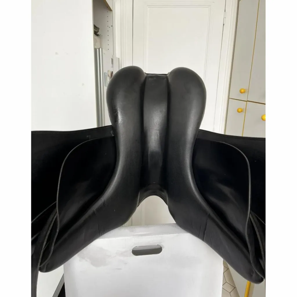 Selle de dressage*Stubben