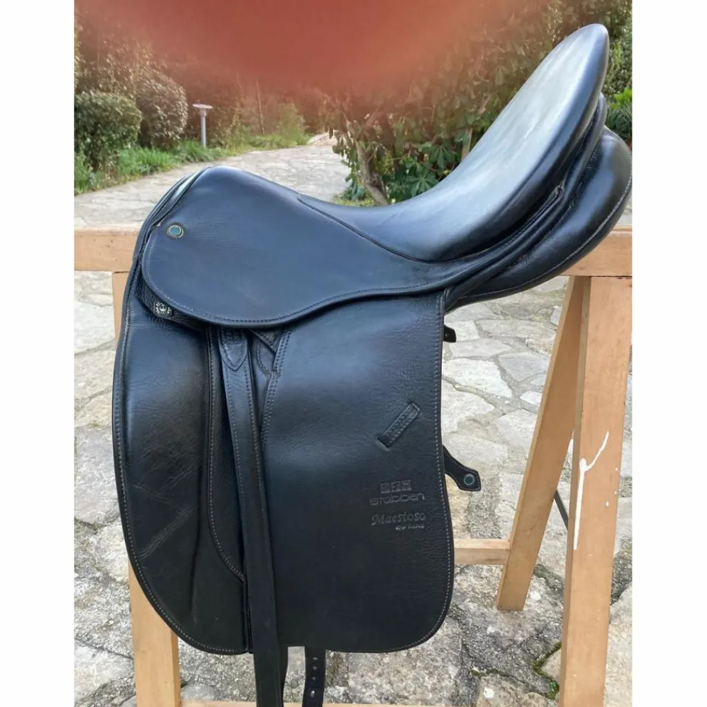 Selle de dressage*Stubben Online