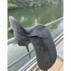 Selle de dressage synthétique 17 pouces*Kramer Outlet