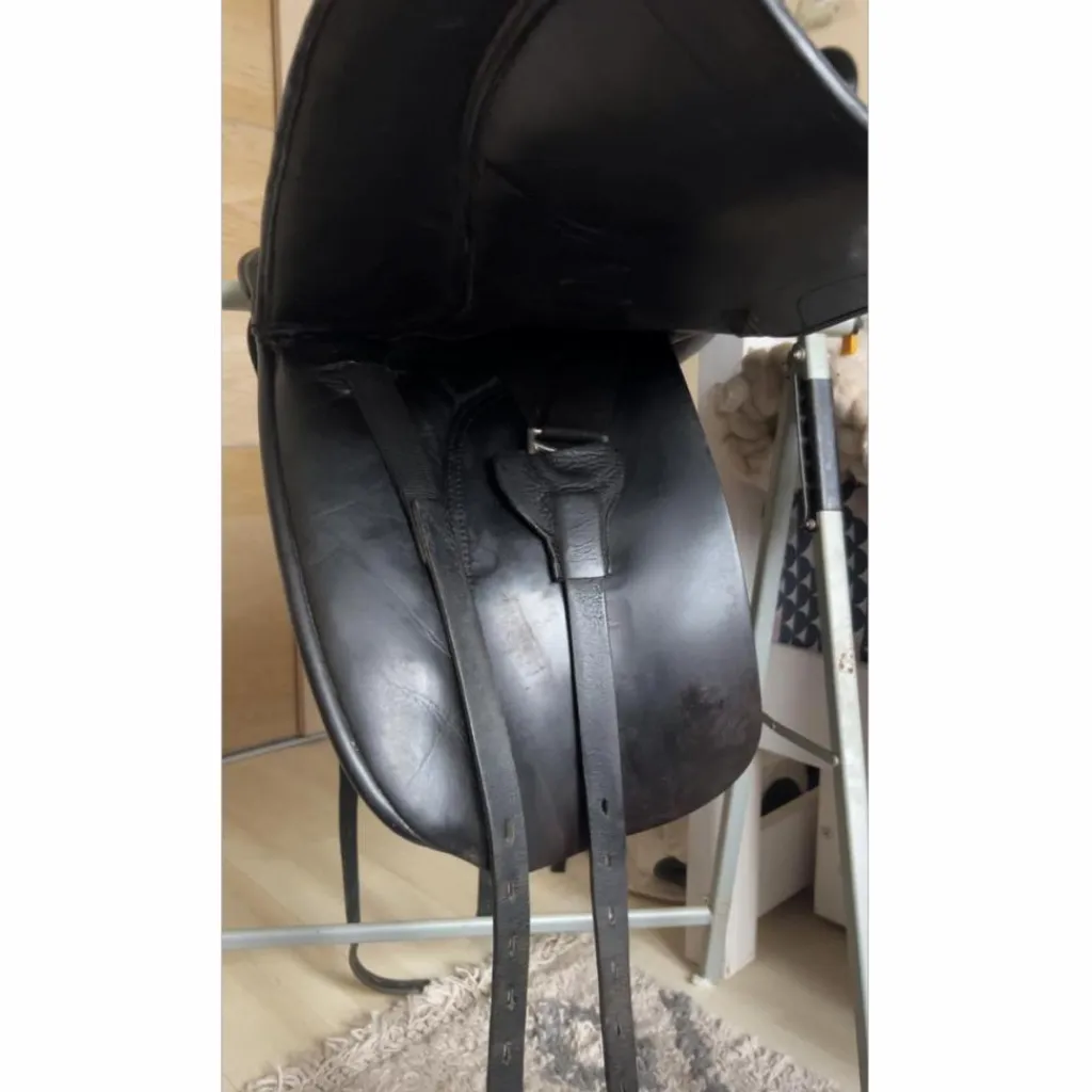 Selle de dressage*Tattini Hot