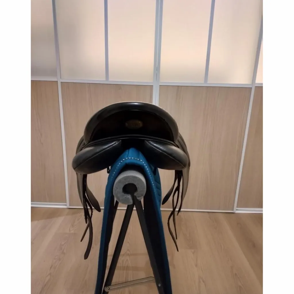 - Marque inconnue - Selles De Dressage>Selle de dressage Thésée 17,5 - Parfait état