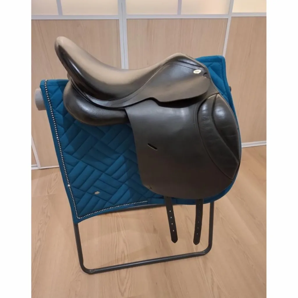 - Marque inconnue - Selles De Dressage>Selle de dressage Thésée 17,5 - Parfait état