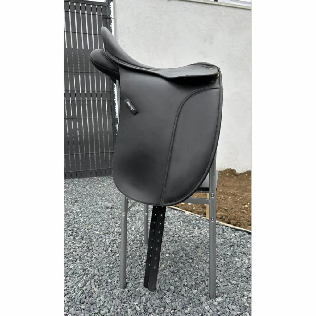 Selle de dressage*Wintec Discount