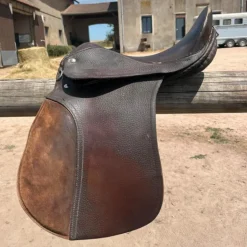 - Marque inconnue - Selles Mixtes>selle d’equitation 16,5"