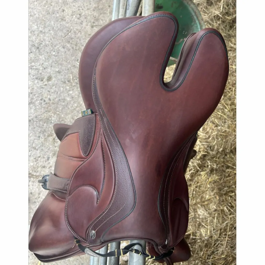 Devoucoux Selles D'Obstacle>Selle Chiberta ENARA 17.5