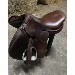 Antares Selles D'Obstacle><noscript><img width=
