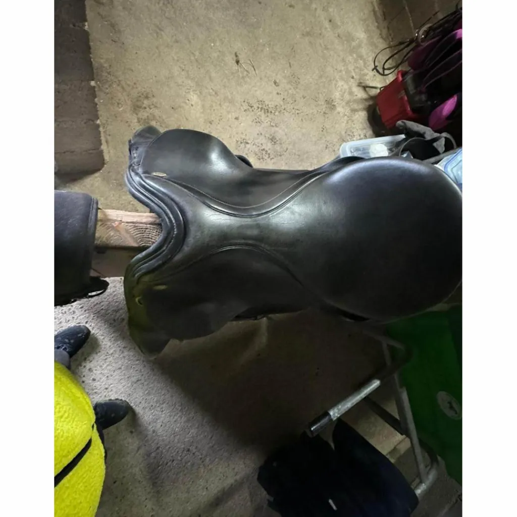 selle dressage*- Marque inconnue - Outlet