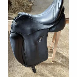 Selle dressage*Zaldi Sale