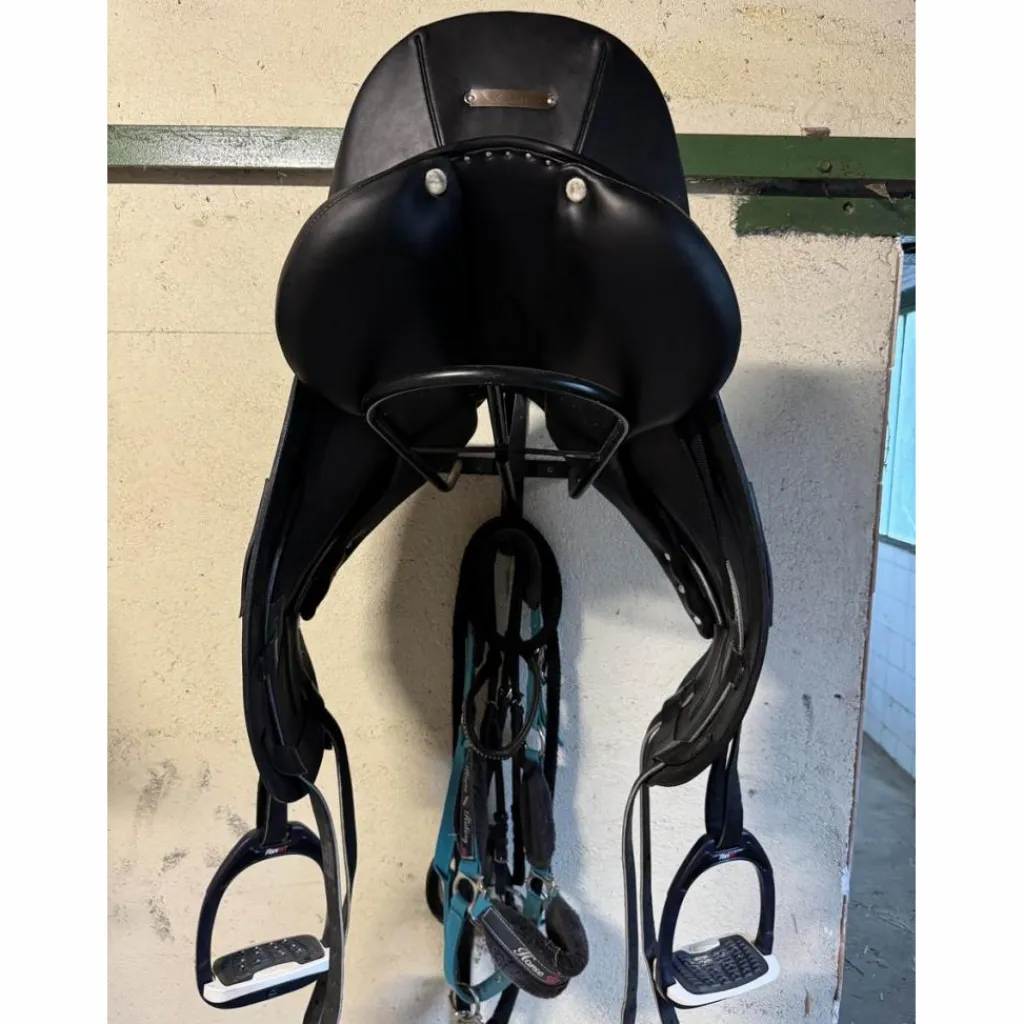 Antares Selles De Dressage>Selle dressage