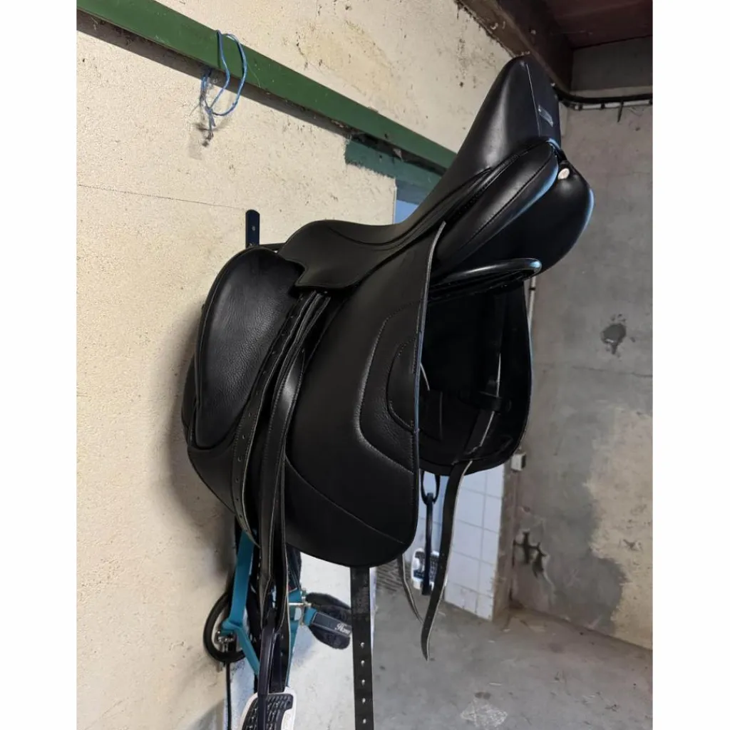 Antares Selles De Dressage>Selle dressage
