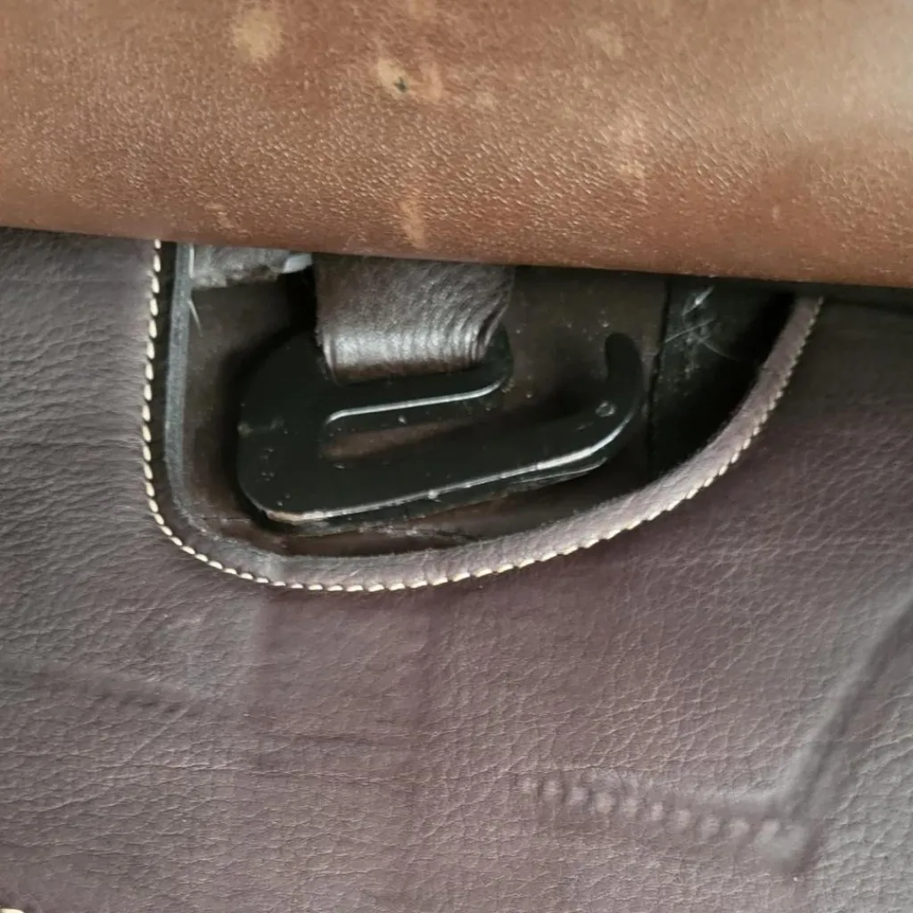 Selle dressage arçon cuir Hidalgo Modèle Chicago 18"*- Marque inconnue - Online