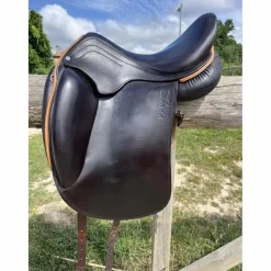 Selle dressage atelier pravins*Atelier de Pravins Outlet