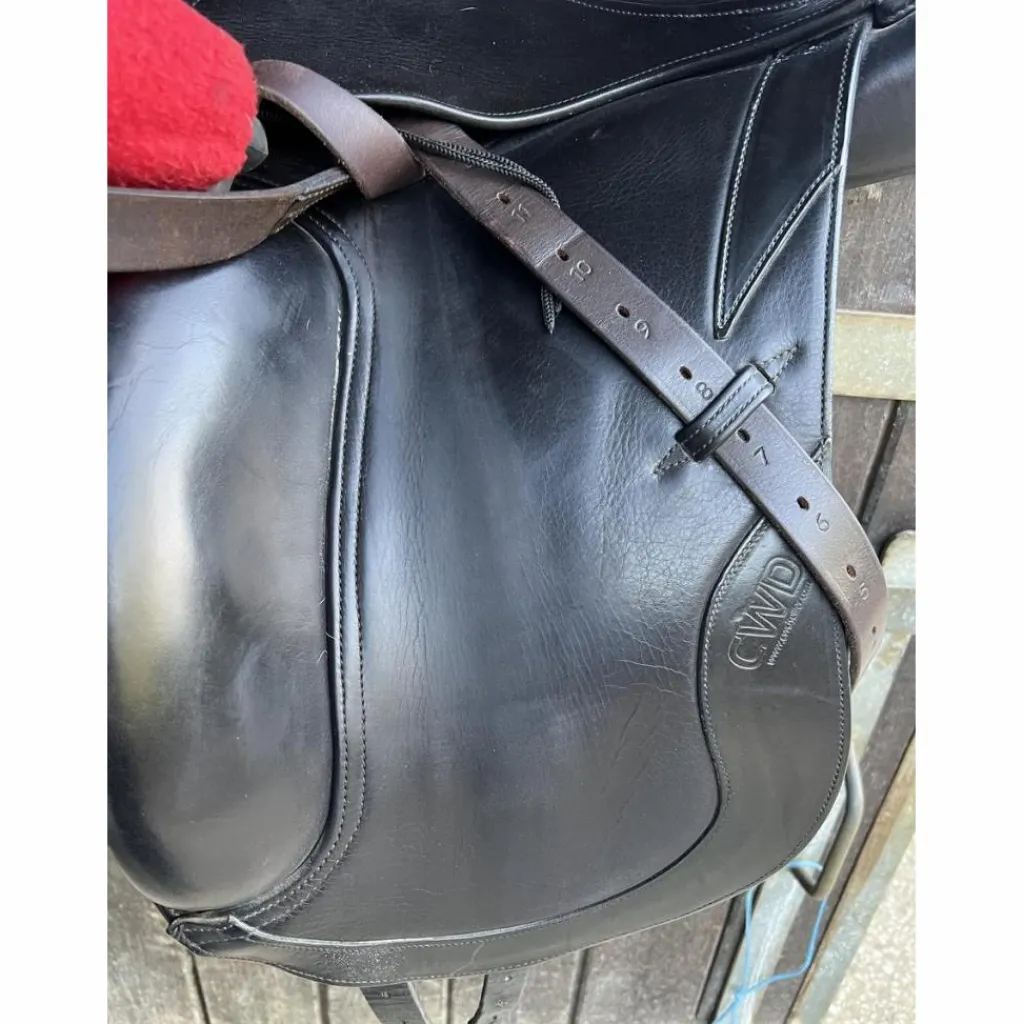 Selle dressage 17’*CWD Online