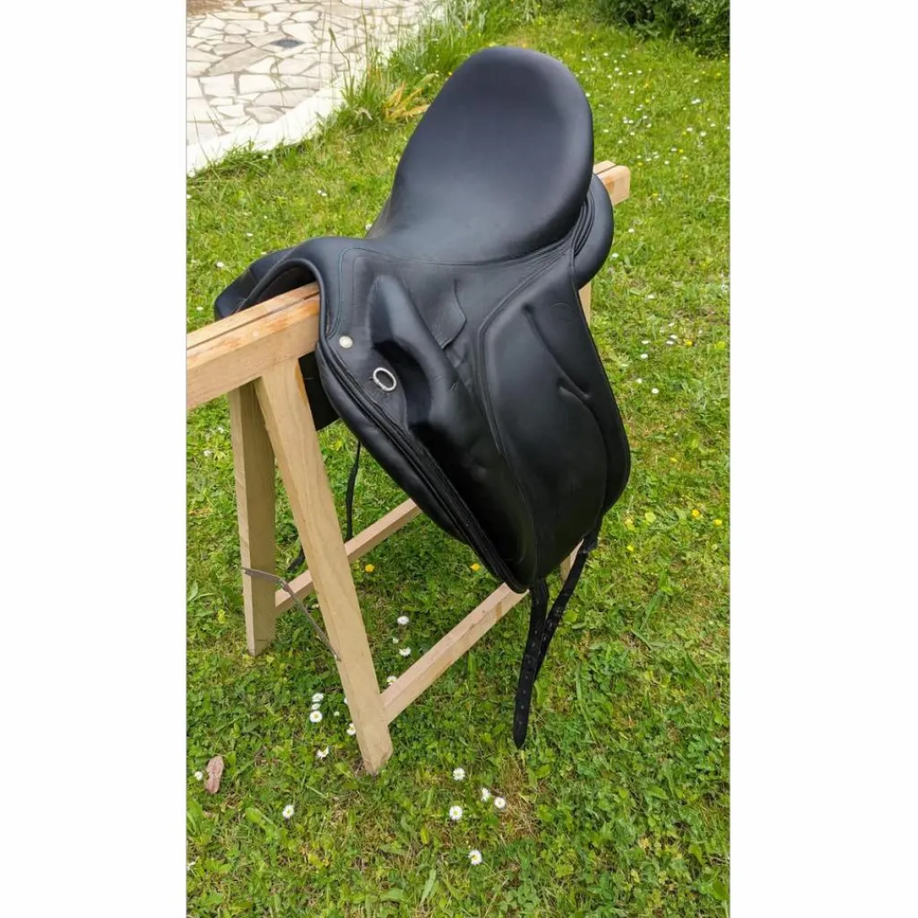 Devoucoux Selles De Dressage>Selle dressage 17'