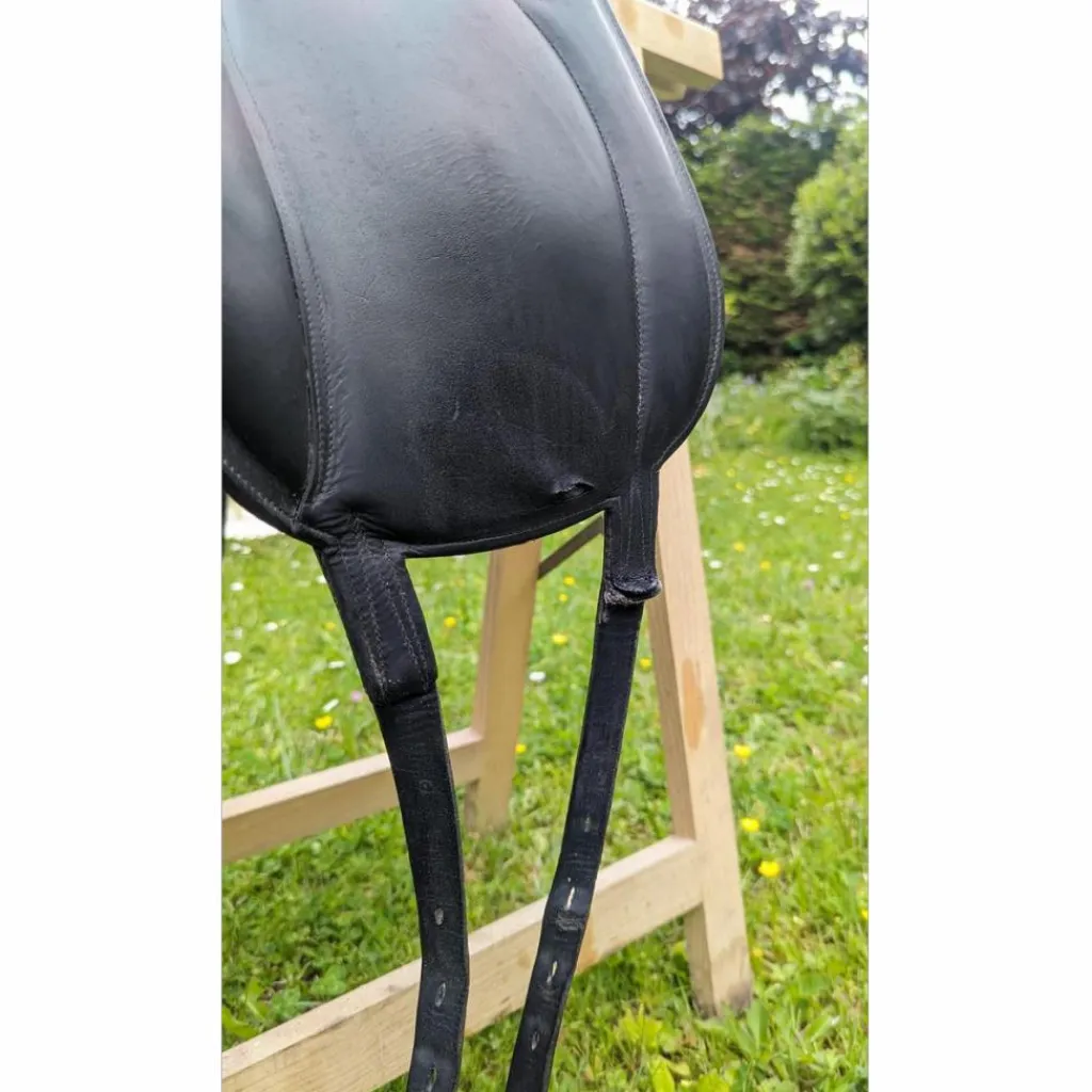 Devoucoux Selles De Dressage>Selle dressage 17'