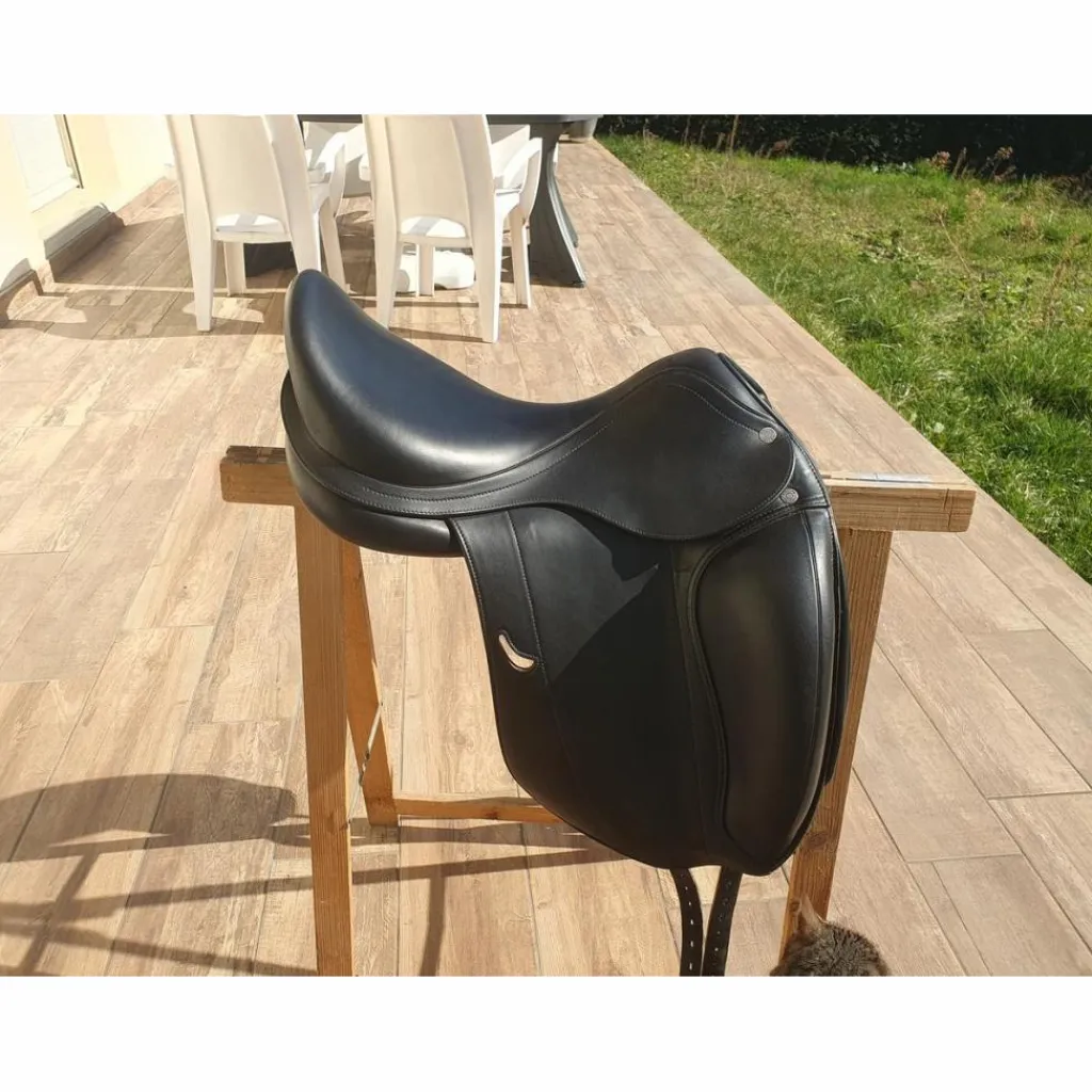 Equipe Selles De Dressage>SELLE DRESSAGE EMPORIO