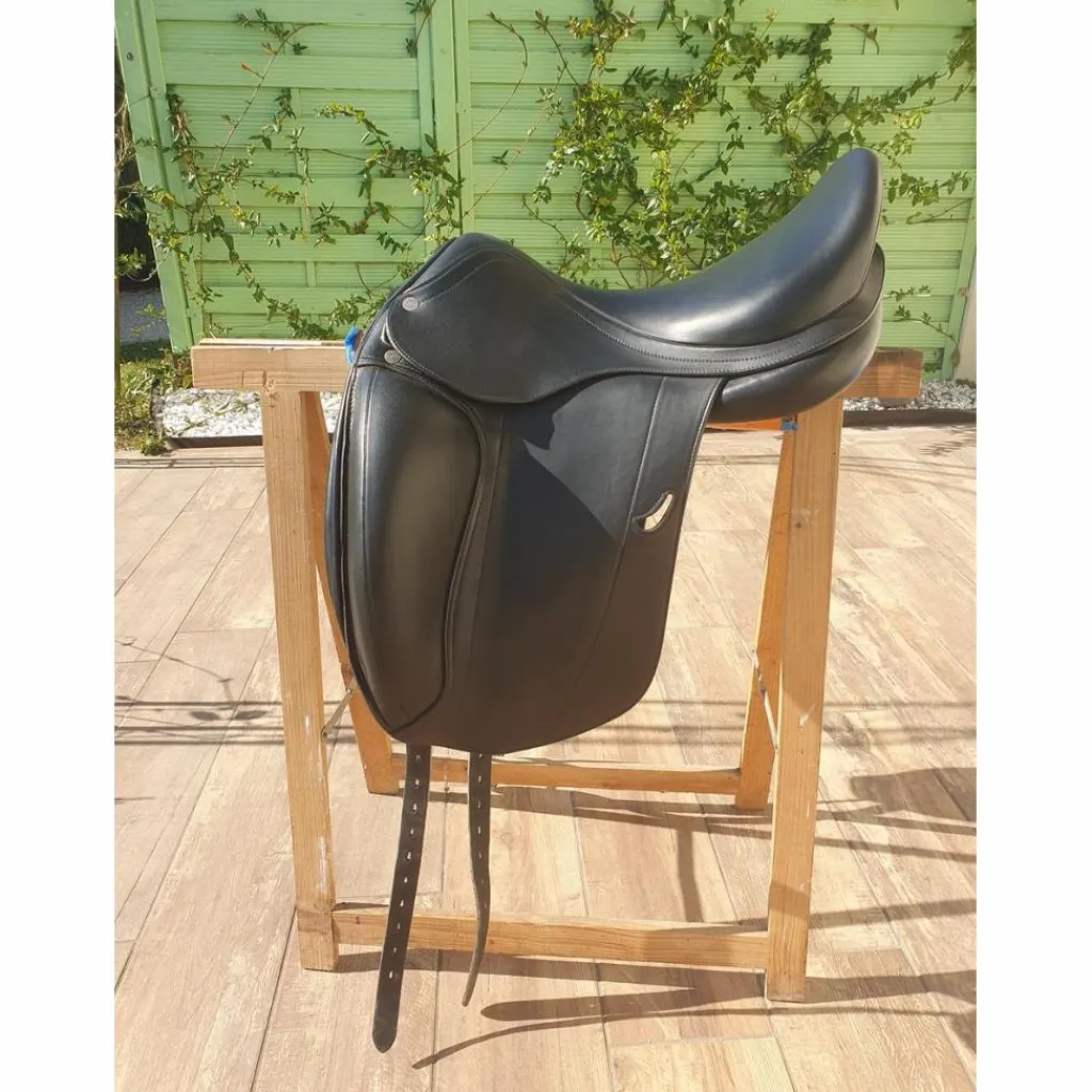 Equipe Selles De Dressage>SELLE DRESSAGE EMPORIO