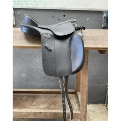 Selle dressage taille 15,5*Guy Cantin New
