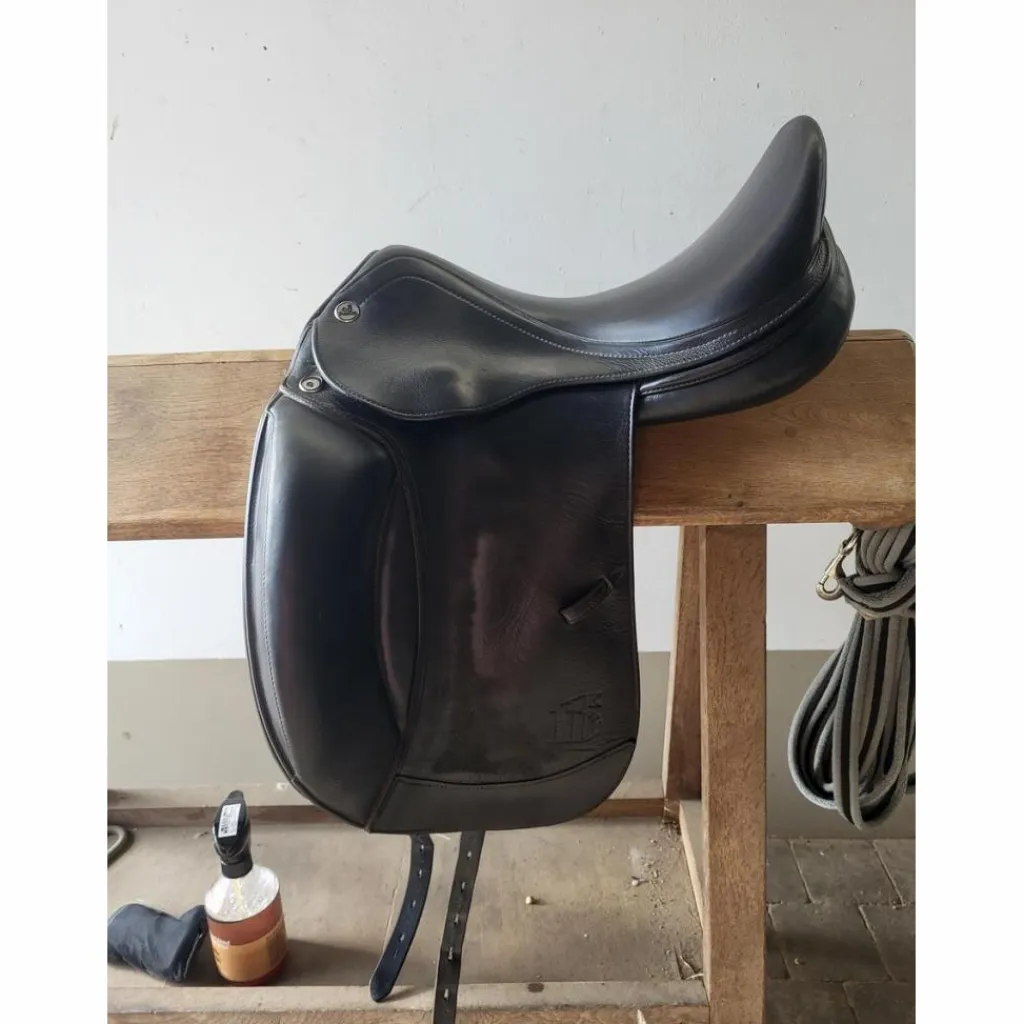 Selle dressage*Prestige Clearance