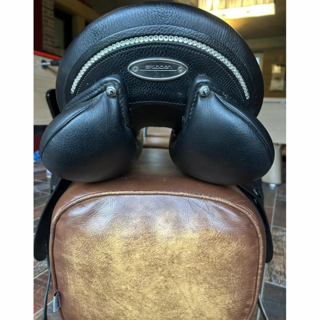 Stubben Selles De Dressage>Selle dressage juventus