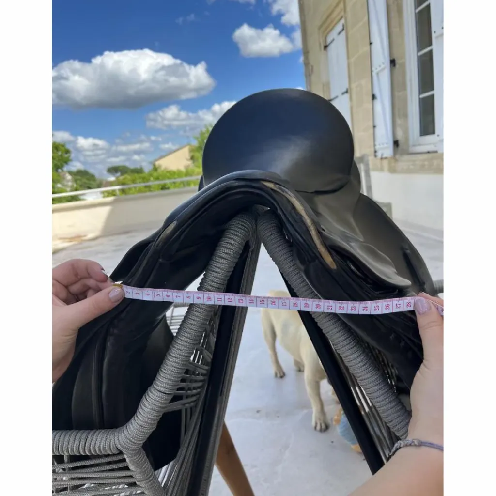 selle dressage thoroughbred saddlery noire*Thorowgood Online