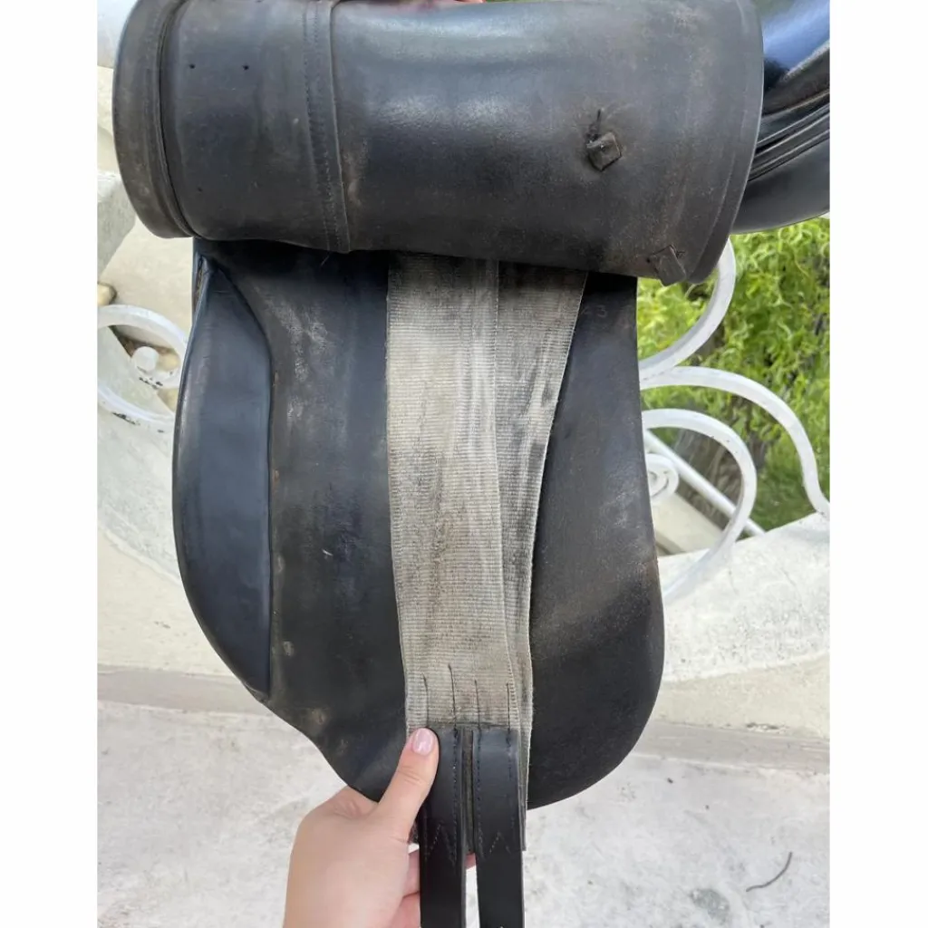 selle dressage thoroughbred saddlery noire*Thorowgood Online